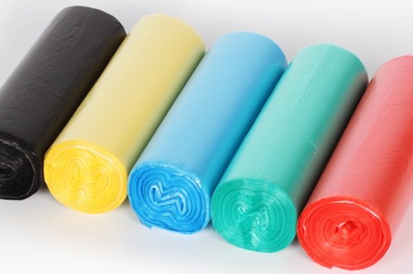 nhung-loi-ich-khi-su-dung-tui-dung-rac-2_760x398
